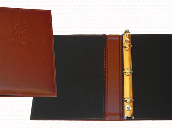 CARPETA "ELEGANCE" COSIDA, CON HERRAJE